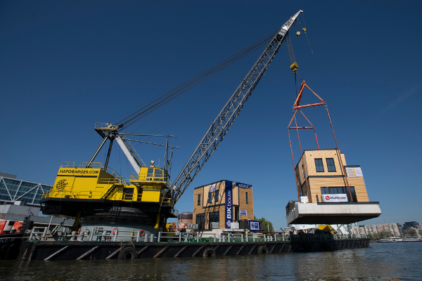 Geslaagde tewaterlating Havenlofts Rotterdam