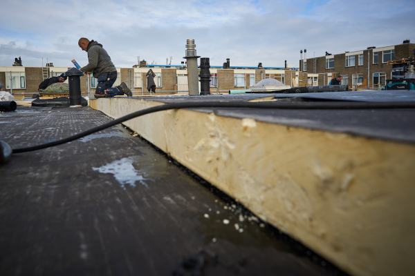 Minister wil verduurzaming woningen versnellen