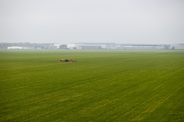 Zuid-Holland steunt woningbouw in Alphense polder