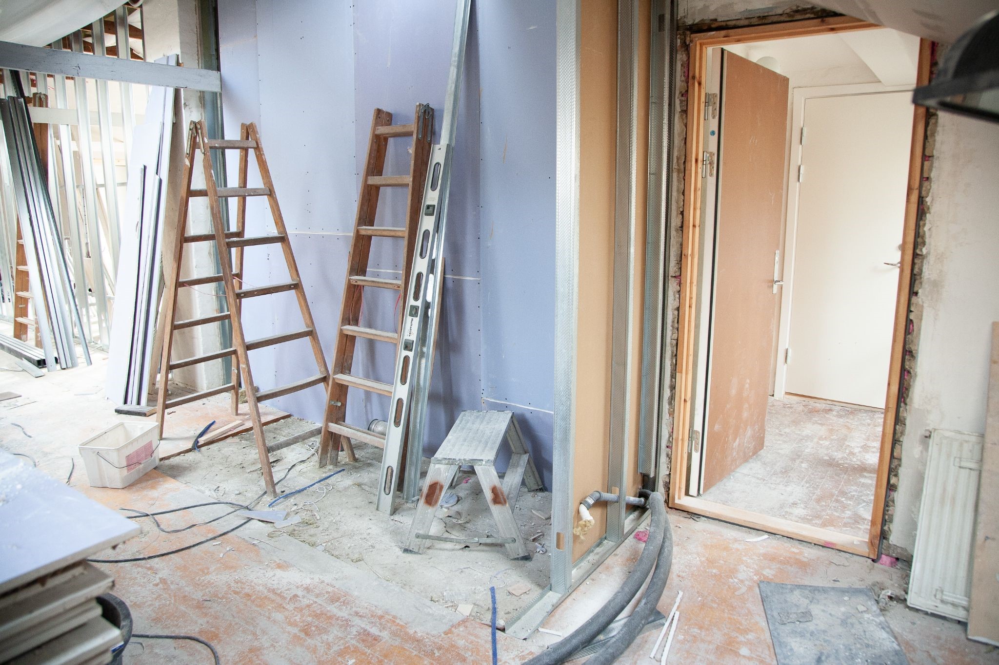 55-plusser kiest woningverbetering door schaars huizenaanbod