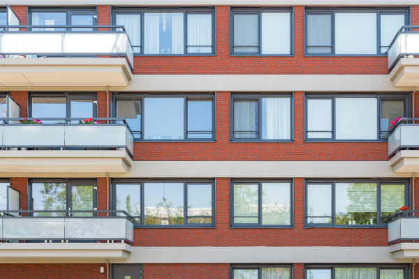 Betonlook gevelprofielen: een eigentijds accent op uw gevel