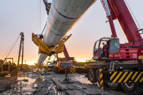 Zuid-Holland ziet toekomst in duurzaam gas in Rotterdamse haven